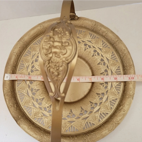 Antique Brides Basket Dutch Scene Gold Colored Swivel Handle VTG - Picture 4 of 7